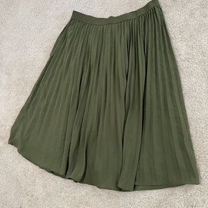 Olive Green Pleated Women's Skirt